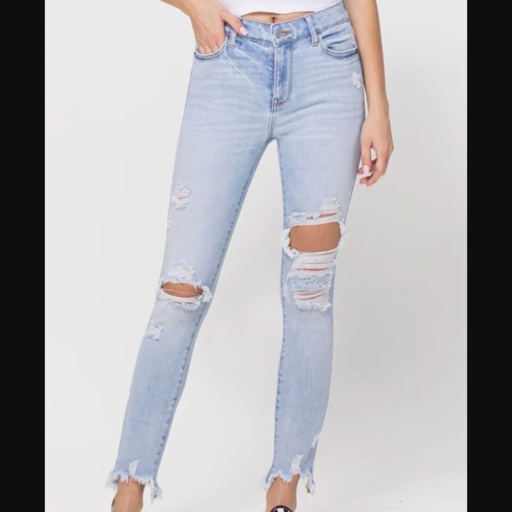 NWT - Cello - Mid Ride Frayed Hem Destroyed Skinny Jeans